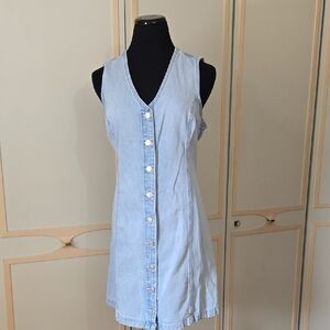 Vintage Vianna Levi's Denim Dress~ Vest, Button Down, Light, Soft Blue Denim~XL